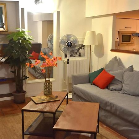 Apartment 33 On The Old Historic Senate Square ニース エクステリア 写真