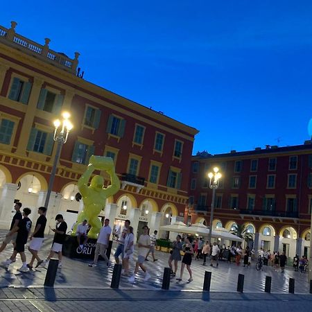 Apartment 33 On The Old Historic Senate Square ニース エクステリア 写真