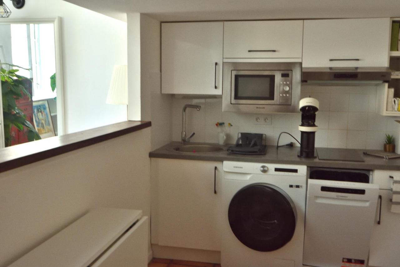 Apartment 33 On The Old Historic Senate Square ニース エクステリア 写真