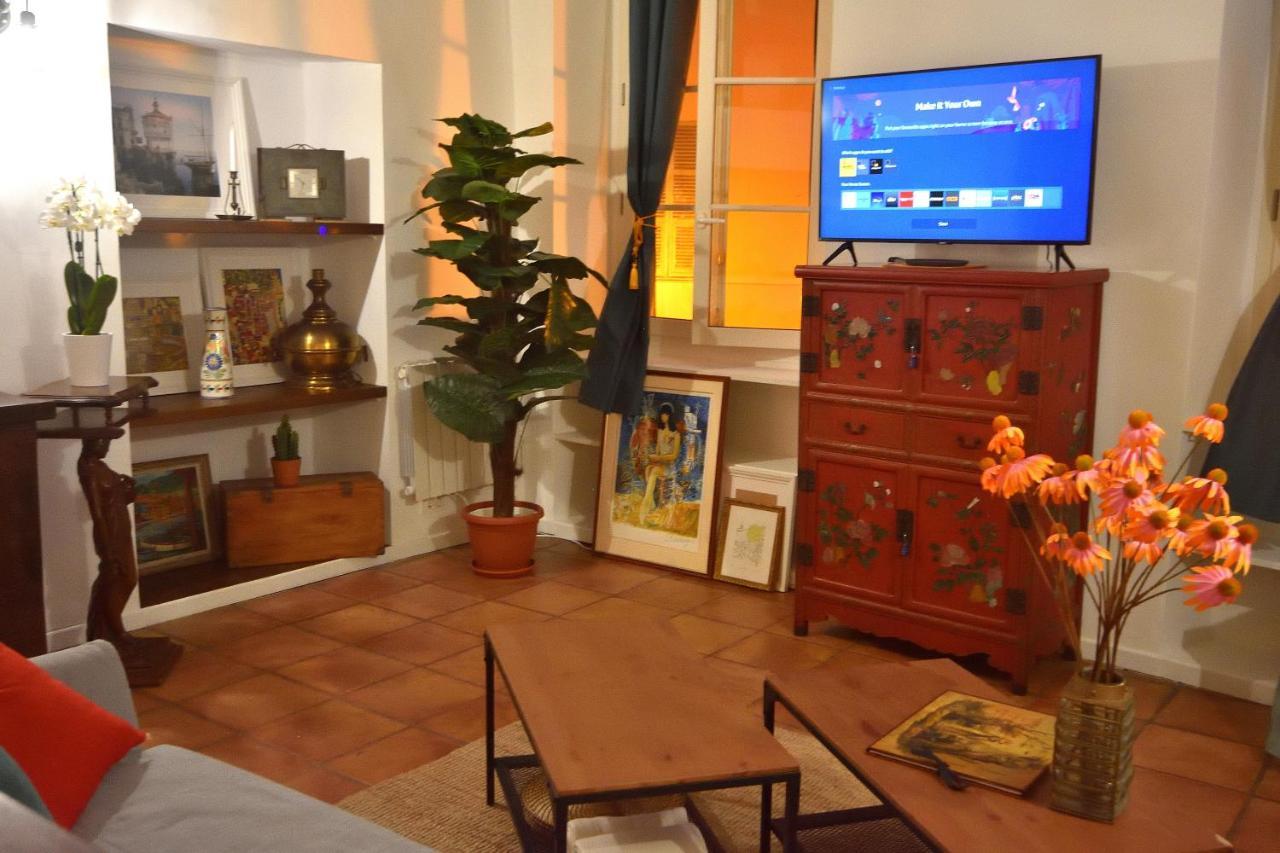 Apartment 33 On The Old Historic Senate Square ニース エクステリア 写真