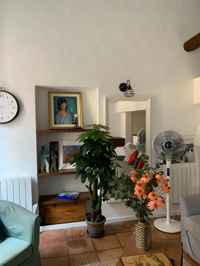 Apartment 33 On The Old Historic Senate Square ニース エクステリア 写真