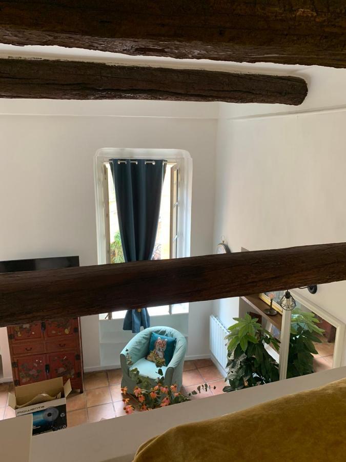 Apartment 33 On The Old Historic Senate Square ニース エクステリア 写真