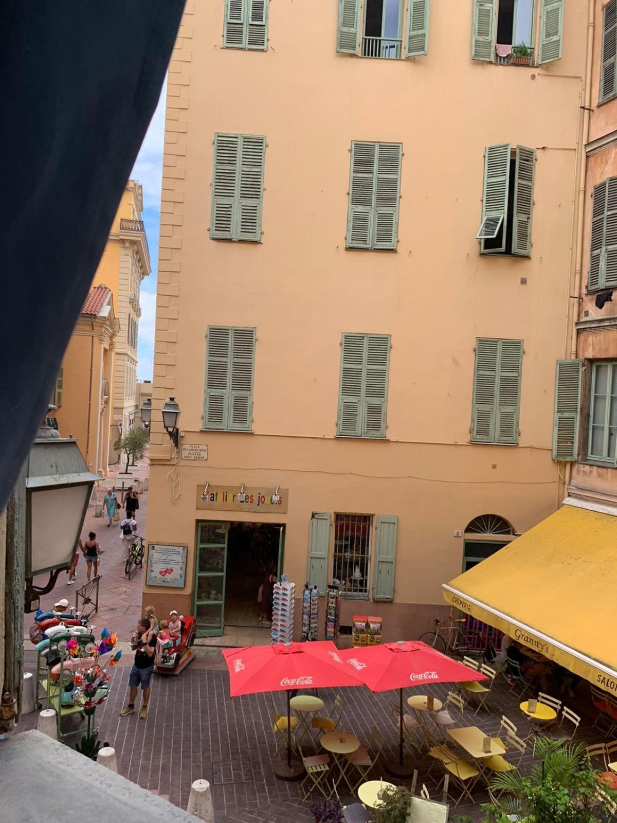 Apartment 33 On The Old Historic Senate Square ニース エクステリア 写真